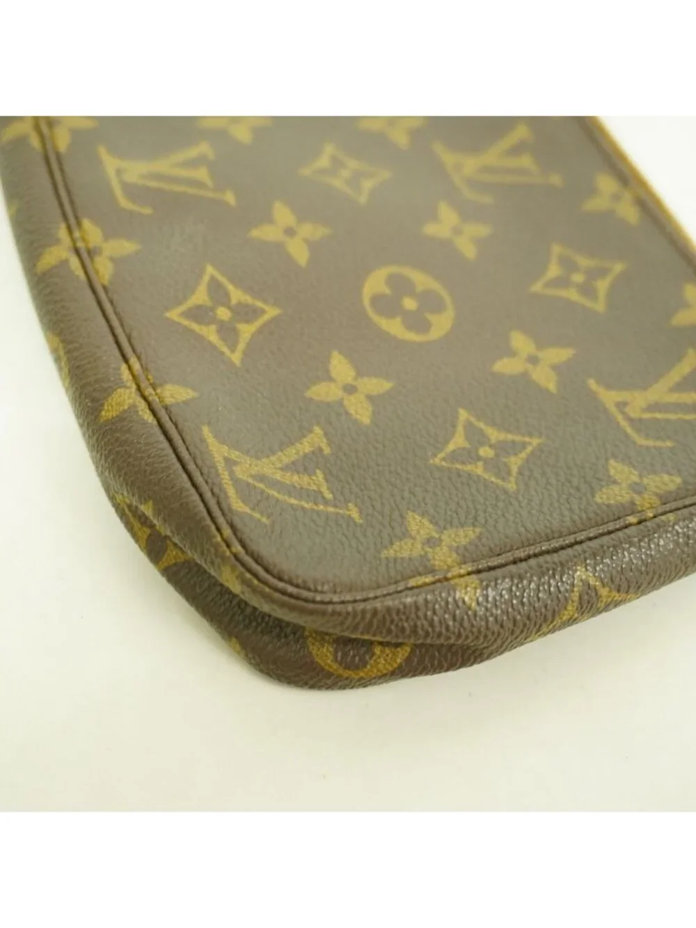 Louis Vuitton main none